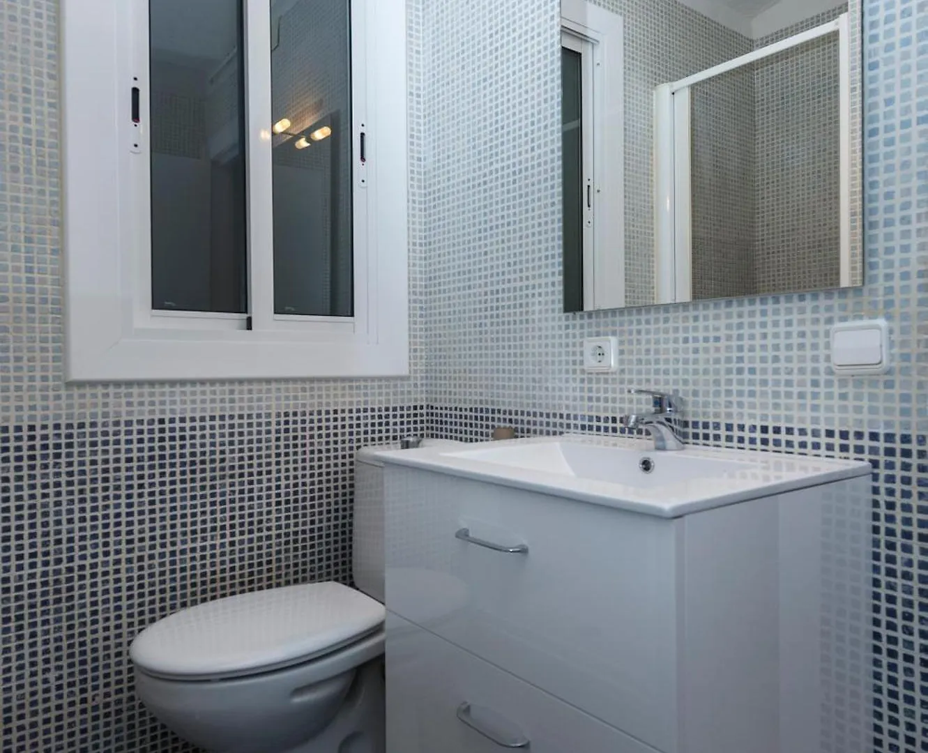 Sagrada Familia Apartments Barcelona 0*,